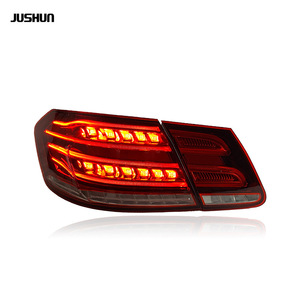 Feux arrière LED Jushun pour Mercedes Benz Classe E W212 12V Rouge avec DRL et clignotants - Product Image 2
