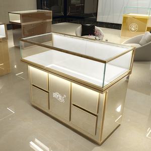 Precio al por mayor Cajón <span class=keywords><strong>de</strong></span> marco <span class=keywords><strong>de</strong></span> metal <span class=keywords><strong>de</strong></span> vidrio <span class=keywords><strong>de</strong></span> excelente calidad Exhibición aerodinámica Tienda minorista Escaparate <span class=keywords><strong>de</strong></span> joyería usado - Product Image 3