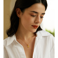 Collier Pendentif Pièce de Monnaie Reine en Argent Sterling S925 Plaqué Or 18K Haut de Gamme avec Fermoir OT, Luxe Léger, Vente en Gros Bijoux Collares