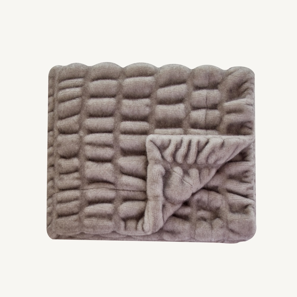 Faux Fur Fabric Soft Warm Blanket for Winter