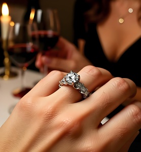 خاتم خطوبة فاخر مضاد للصدأ بقطع دائري من الزركون المكعب، خاتم مطلي بالبلاتين مع حجر زركون مكعب مربع الشكل للنساء، خاتم زفاف للعروس - Product Image 4