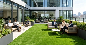 Gazon artificiel haute densité, pelouse synthétique réaliste verte pour extérieur, tapis décoratif pour balcon - Product Image 4