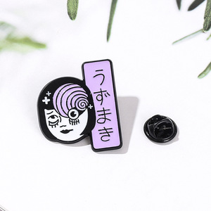 Pin de esmalte de cómic de terror <span class=keywords><strong>Tomie</strong></span> Girl Mia Wallace, insignia ovalada y rectangular galvanizada, accesorio para bolso - Product Image 4