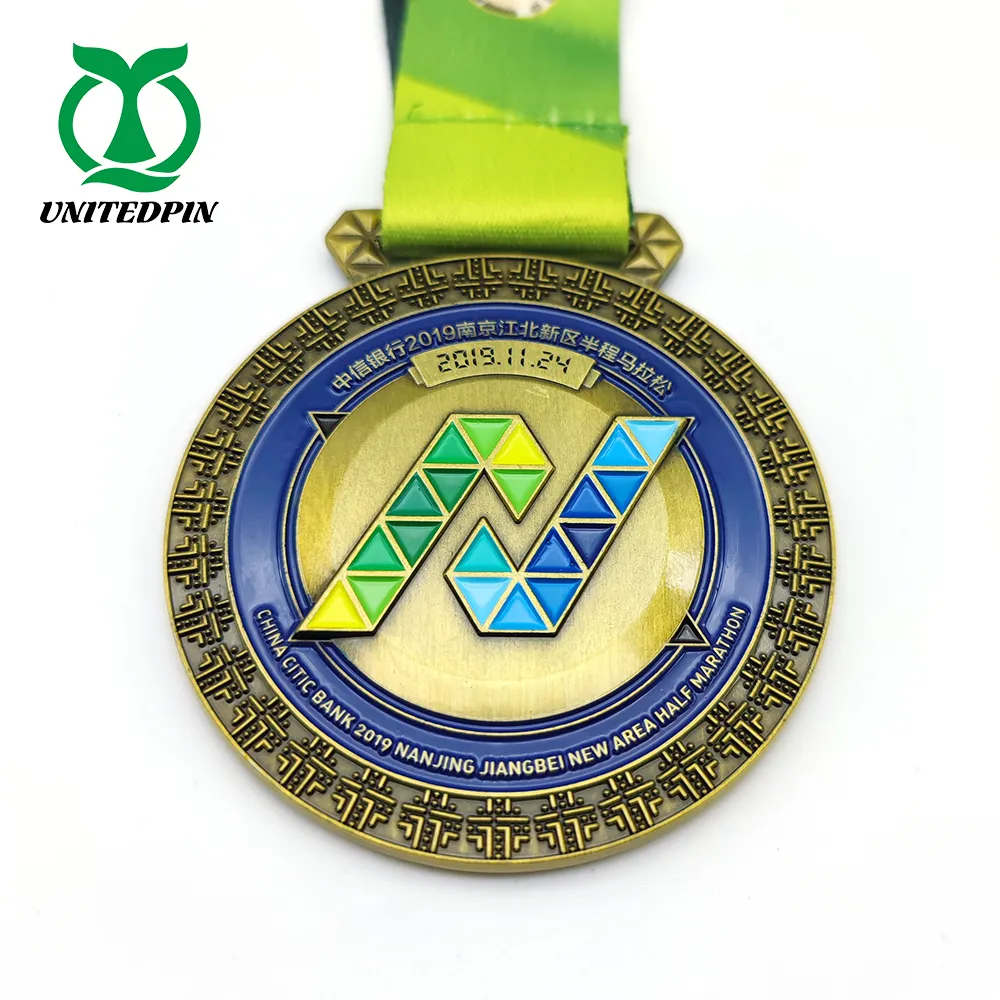 Сувенирные подарки по оптовой цене, индивидуальный логотип, 3D антикварная позолоченная металлическая мягкая эмалированная спортивная медаль