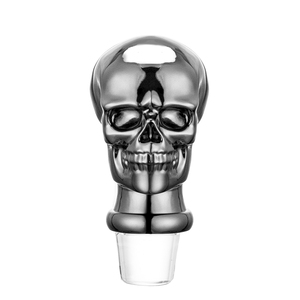 NOVARE Carafe à whisky cylindrique moderne 850 ml (28 oz) en verre, avec <span class=keywords><strong>bouchon</strong></span> en alliage de zinc en forme de crâne, sans plomb, en cristal, fabriquée à la machine - Product Image 6