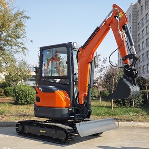 Mini Escavatore Cingolato Senza Coda da 4 Tonnellate con Cabina, Personalizzabile per Ingegneria e Costruzioni Edili, Alta Capacità di Scavo - Product Image 6