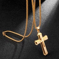 Collier en Acier Inoxydable avec Pendentif Croix Tridimensionnel à Trois Couches en Acier Titane Spectaculaire