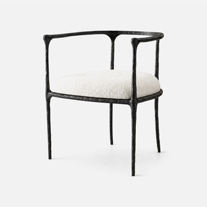 Poltrona Minimalista di Lusso con Base in Metallo Martellato a Mano e Rivestimento in Tessuto per Club, Hotel, Ville e Salotti - Product Image 3