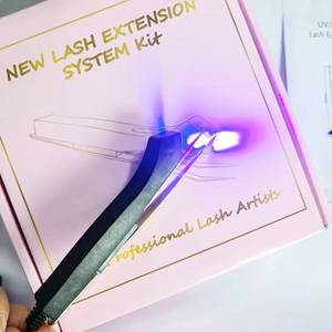 แหนบต่อขนตาแบบพกพาพร้อมไฟ LED UV ยี่ห้อ Private Label พร้อมฐานรองที่มั่นคงสำหรับการต่อขนตาแบบมืออาชีพ - Product Image 4
