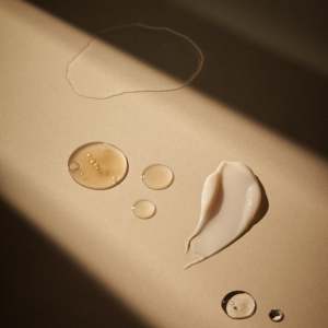 Set di cura della pelle del bioma per l'edizione per la cura del viso - Product Image 2