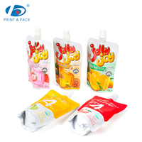 Verpakking met opdruk voor vloeibare producten, met uitgietmond, staande pouch, van plastic, voor sap, dranken en gelei.
