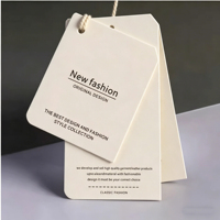 Étiquettes suspendues en papier couché personnalisées avec impression numérique, étiquettes exclusives pour marques de vêtements, couvertures de livres rigides