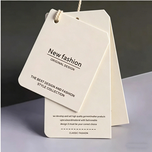 <span class=keywords><strong>Etiquetas</strong></span> Colgantes de Papel Recubierto <span class=keywords><strong>Personalizadas</strong></span> con Impresión Digital, <span class=keywords><strong>Etiquetas</strong></span> Exclusivas <span class=keywords><strong>para</strong></span> Marcas de Ropa, Cubiertas <span class=keywords><strong>para</strong></span> Libros de Tapa Dura - Product Image 1
