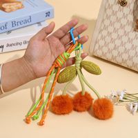 2025 Gantungan Kunci Tas Bunga Pom-Pom Anyaman Tangan Asli Baru yang Indah, Ornamen Aksesori Mode Karang