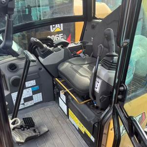 Tweedehands Kat <span class=keywords><strong>302</strong></span> Mini Digger Met Airconditioning Cabine Ultra Compact Ideaal Lage Uur Voor Fijne Bouwwerkzaamheden - Product Image 3