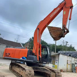 Excavadora de cadenas Hitachi ZX260 usada en buen estado, cucharón de 1.2m, peso operativo de 26 toneladas, motor potente de 1200 kW, caja de cambios robusta. - Product Image 2