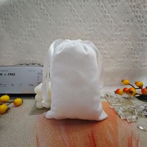 Wholesale High End Durable Custom Velvet Makeup <b>Dust</b> Packaging Shopping <b>Bag</b> Storage Gift Velvet Drawstring Gift Cosmetic <b>Bag</b> - Product Image 1