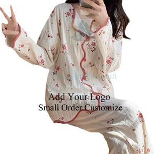 <strong>Women</strong> Cheap Chinese Satin Ice Silk Style Flower Printed Night Pajamas - Product Image 3