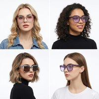 Dernières Lunettes de Soleil Designer pour Femmes, Lunettes de Soleil Carrées Polarisées Premium en Acétate, Style Rétro Audacieux à Rayures et Couleurs Vives