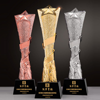 Trophées en résine de haute qualité et durables avec base en cristal, logo personnalisé unique gravé au laser, vente chaude, récompenses or, argent, bronze