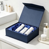 Boîtes cadeaux rigides à fermeture magnétique personnalisées bleu marine |   Boîte de luxe avec doublure en satin bleu pour les soins de la peau, les jouets en peluche et les coffrets cadeaux haut de gamme
