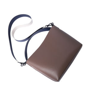 Sacs à main en cuir de vachette fabriqués sur mesure en usine, design tendance, sac seau, sac bandoulière en cuir véritable pour femmes - Product Image 5