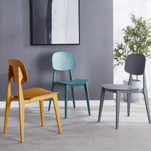 Tables et chaises de salle à manger modernes en plastique pour cafés de restauration rapide, pâtisseries, restaurants, snack-bars, salons de thé et de desserts - Imperméables et durables - Product Image 4