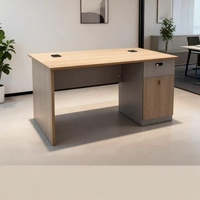 Bureau de direction contemporain en bois, design écologique et durable, finition anti-rayures, résistant à l'eau, facile à installer à la maison ou au bureau