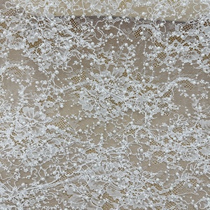 Haute qualité brodé perle dentelle tissu perle Tube broderie Tulle maille tissu grand pétale broderie tissu pour robe de mariée - Product Image 4