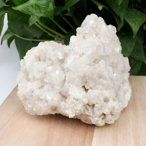 Wholesale Natural Healing Stone <b>Crystal</b> Specimens High-quality Quartz Gemstone Ore Apophyllite <b>Clusters</b> for Home Decoration - Product Image 2