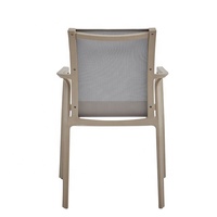 Nos chaises d'extérieur confortables sont conçues pour rendre le temps passé à l'extérieur confortable, peu importe l'occasion ou la situation