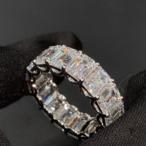 Hete Aanbieding 18k Gouden IGI Volledig Diamanten Ring met Lab Grown Diamanten - Verlovingsring voor Dames - Product Image 1