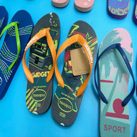 0,48 Dollar Modèle GLL036 Taille 35-41 Vente en Gros Photos Réelles Tongs d'Été pour Femmes Sandales d'Intérieur Vente en Gros Chaussons et Claquettes pour Femmes