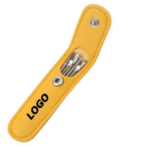 Pinzas para Recortar de Acero Inoxidable Plateado con Estuche de Cuero para Nariz, Orejas, Cejas y Vello Corporal - Product Image 1