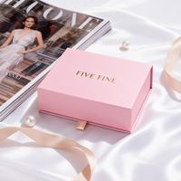 Boîte cadeau magnétique de haute qualité, vert rose marron, logo estampé or, emballage cosmétique personnalisé, matériaux recyclés, UV