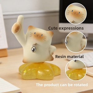 Figura Coleccionable de Caja Sorpresa, Gato de la Suerte de Resina, Figura Giratoria 360°, Adorno Kawaii para Escritorio, Regalo al por Mayor, Animales - Product Image 4