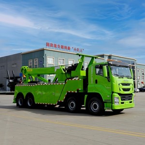 Camión de Remolque Rotatorio ISUZU GIGA de Servicio Pesado FTR 8x4, Grúa Hidráulica de 30 Toneladas, Vehículo de Rescate para Servicios Profesionales - Product Image 3
