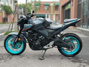 Motocicleta <span class=keywords><strong>Yamaha</strong></span> MT-03 Usada de 321cc, Bicilíndrica, Refrigerada por Agua, de Gasolina, Ideal para Principiantes, Perfecta para Conducir en la Calle - Product Image 4