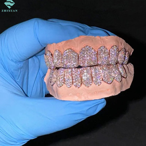 <span class=keywords><strong>Grillz</strong></span> en Argent 925 avec Grande Pierre Moissanite, 8 Dents Supérieures et 8 Dents Inférieures, <span class=keywords><strong>Grillz</strong></span> Personnalisés en Moissanite VVS pour Dents - Product Image 5