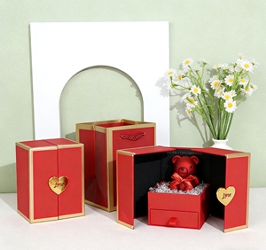 Boîte <span class=keywords><strong>à</strong></span> bijoux en forme d'ours <span class=keywords><strong>à</strong></span> double porte, ensemble de cadeaux, savon en forme d'ours, fleur, bague, collier, boîte d'emballage pour Noël, Saint-Valentin - Product Image 2