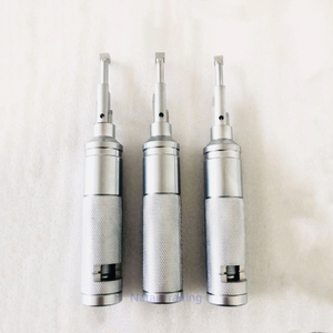 3pcs Metal Pump Retainer Tool Injection Pump 701MW Holder Auto <b>Repair</b> Tool Sets - Product Image 1