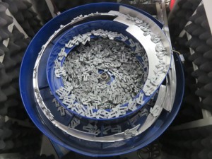 Interrupteurs muraux électriques avec 5 <span class=keywords><strong>trous</strong></span>, machine de fabrication pour ligne de production - Product Image 3