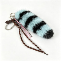 Pendentif de sac à dos en bois motif queue de renard, style rétro européen, écologique et durable, porte-clés bijou à imprimé léopard horizontal