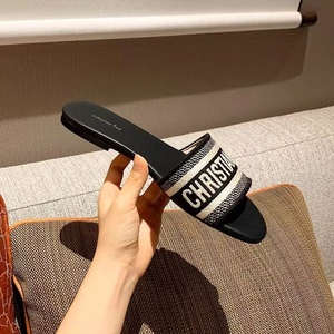 Chaussures plates brodées de lettres, imperméables et respirantes, style fourrure, nouvelle collection printemps-hiver 2026, tige en tissu, toutes saisons - Product Image 3