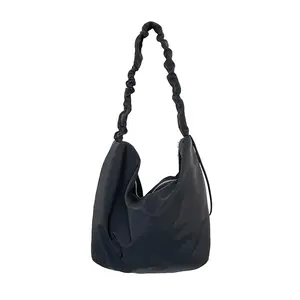 Prodotti caldi semplici 2022 design originale borsa a tracolla in nylon per borsa produttore oem