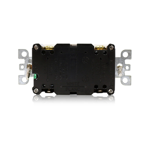Tomacorriente GFCI resistente a manipulaciones de 20 amperios para América, 120V/60Hz, con autoprueba - Product Image 5
