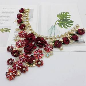 Vintage bordado flor cuello elegante señora real blanco encaje falso cristal con cuentas diamantes de imitación camisa collares - Product Image 6