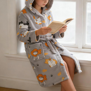 Peignoirs surdimensionnés pour enfants, vente chaude 2026, <span class=keywords><strong>peignoir</strong></span> à capuche pour filles en bas âge, vêtements de nuit, impression personnalisée, robes de détente pour enfants - Product Image 5