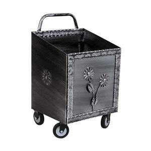 ที่วางฟืนขนาดเล็กพร้อมล้อสีเงิน - Product Image 1