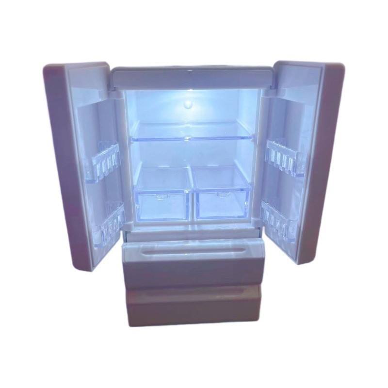 รุ่นสีขาว (เปิดไฟได้)